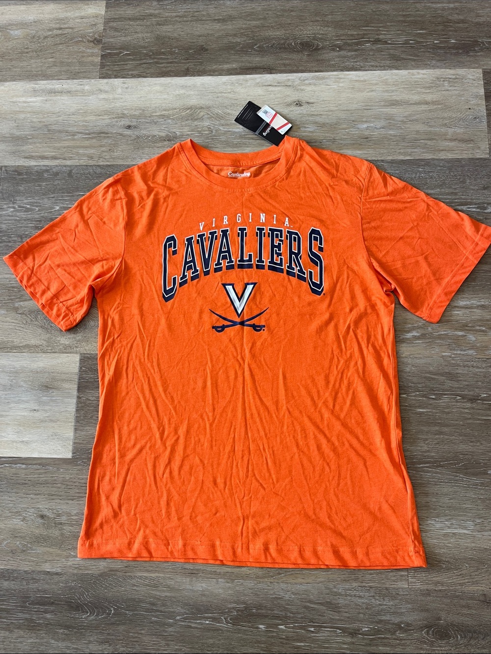 NWT Captivating Virginia Cavaliers T-Shirt  Orange Size L